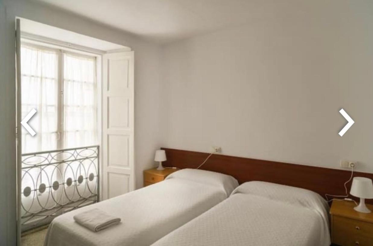 Quarto Duplo com Casa de Banho Privativa