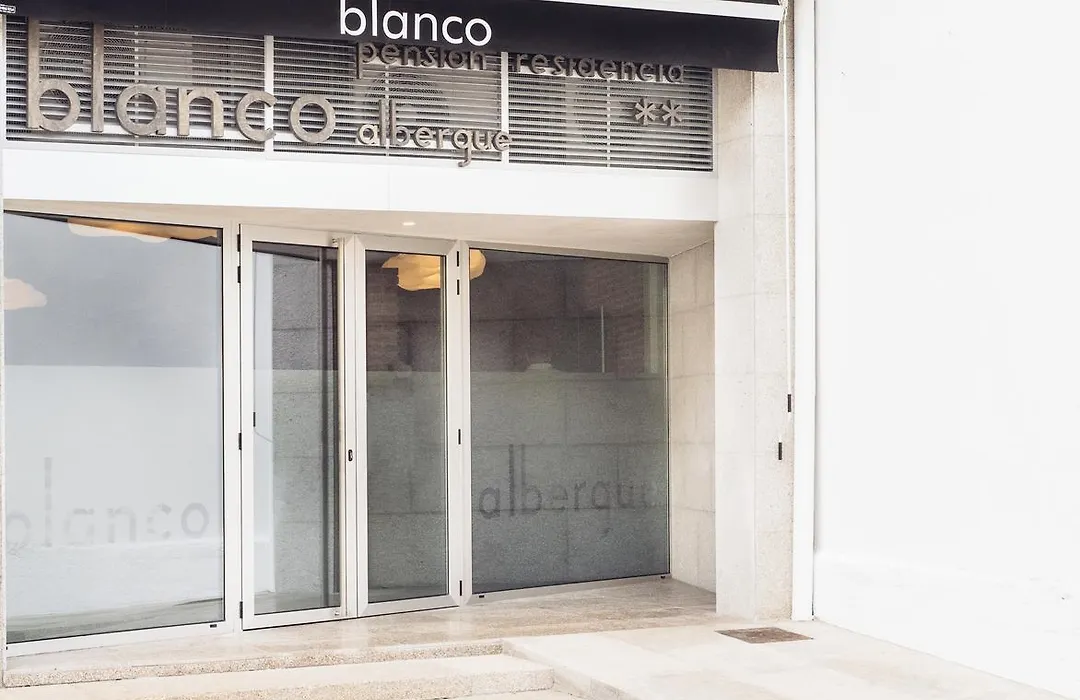 Blanco Albergue-1