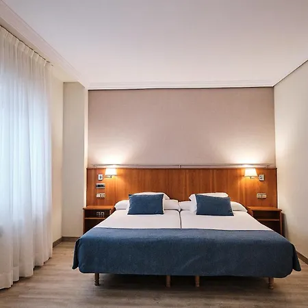 Hotel Ciudad de Compostela-3